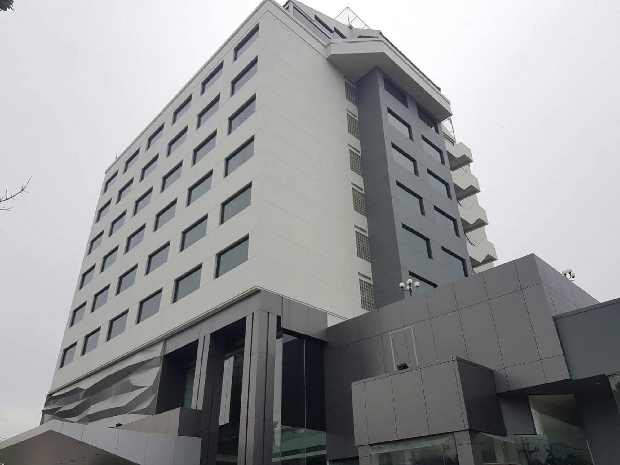 หลุยส์ แทเวิร์น กรุงเทพ  Hotel กรุงเทพมหานคร ภายนอก รูปภาพ